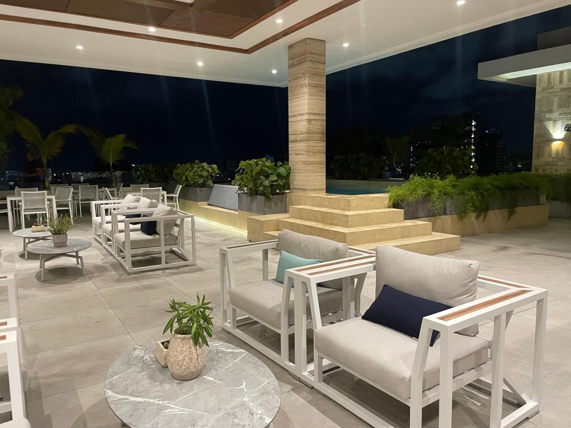 산토도밍고 Piantini'S Skylight 아파트 외부 사진